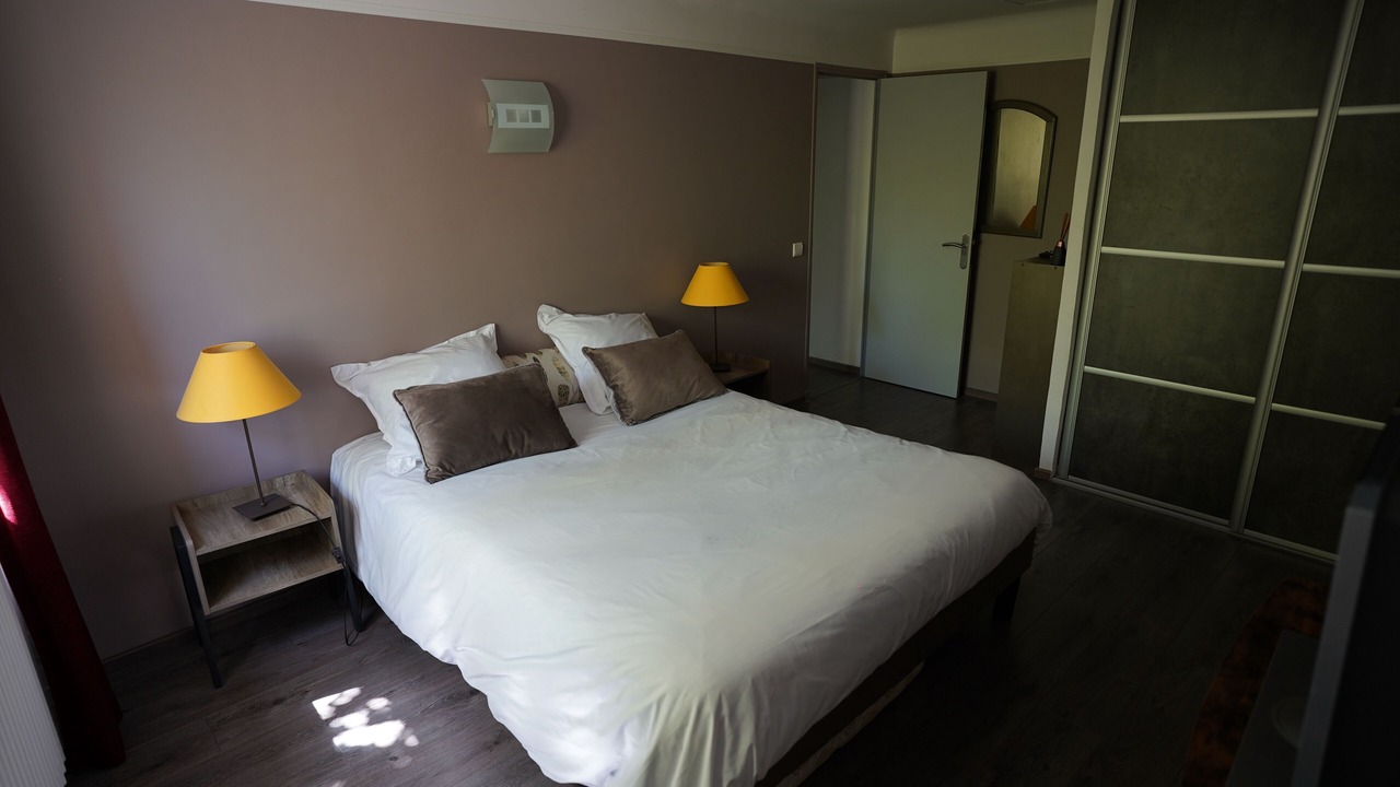 Photo of Bedroom in Plan-d'Orgon