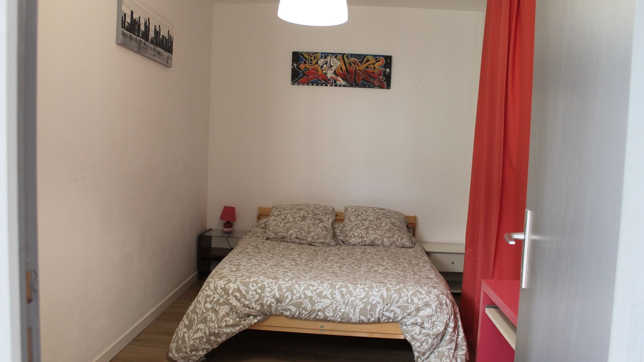 Photo of Bedroom in Besancon Old Town