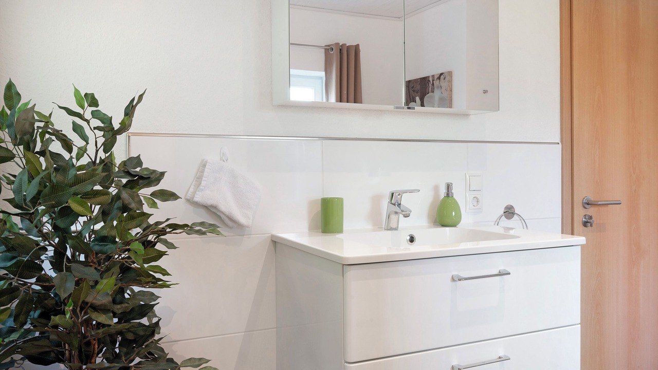 Photo of Bathroom in Colnrade