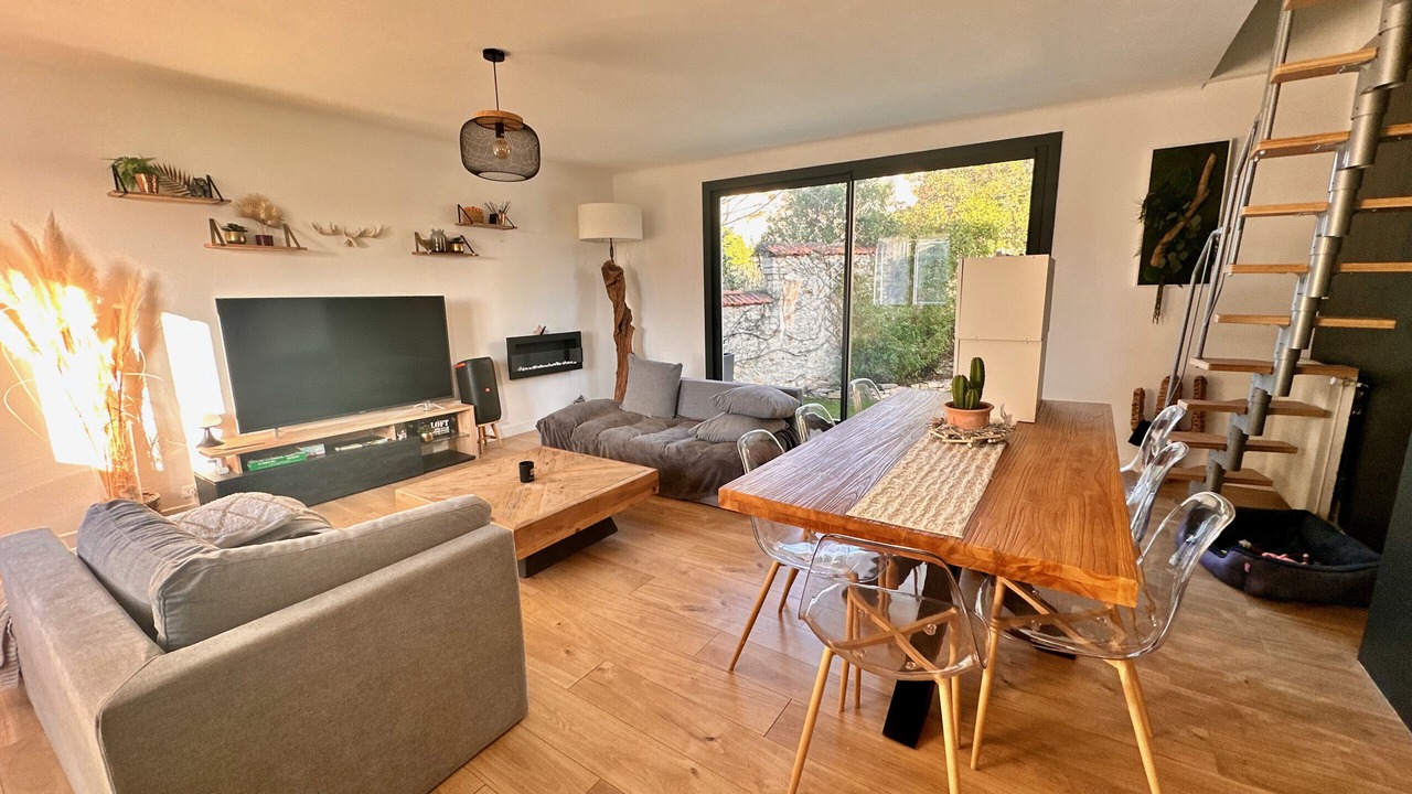 Photo of Livingroom in Cadereau
