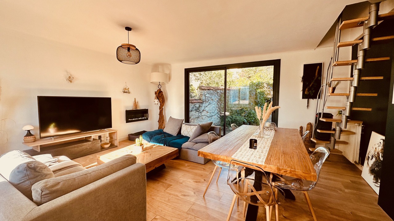 Photo of Livingroom in Cadereau