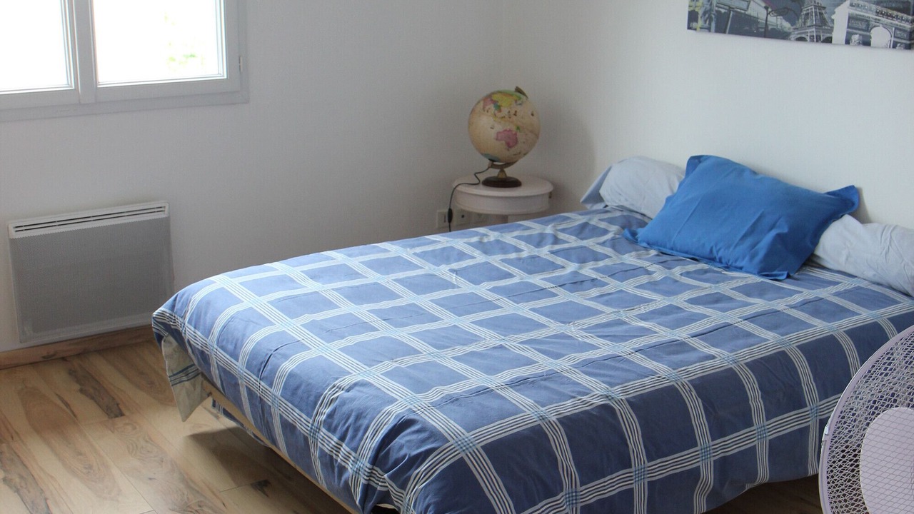 Photo of Bedroom in Serrieres-de-Briord