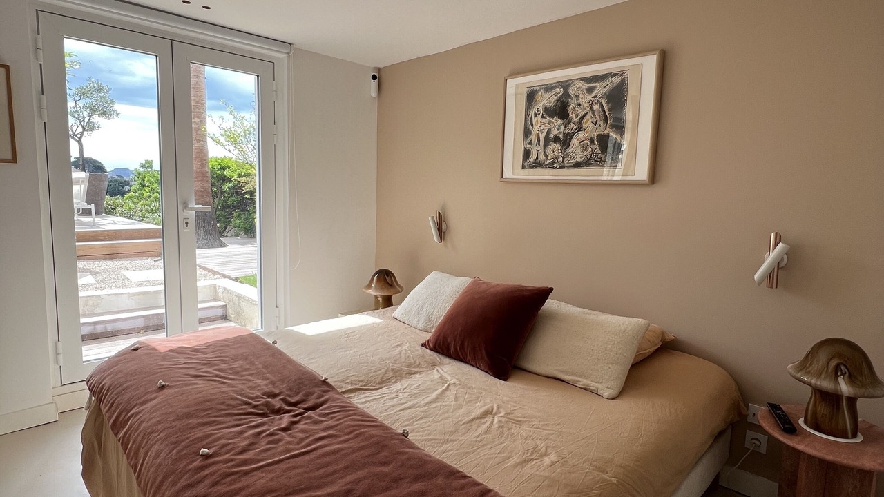 Photo of Bedroom in Endoume