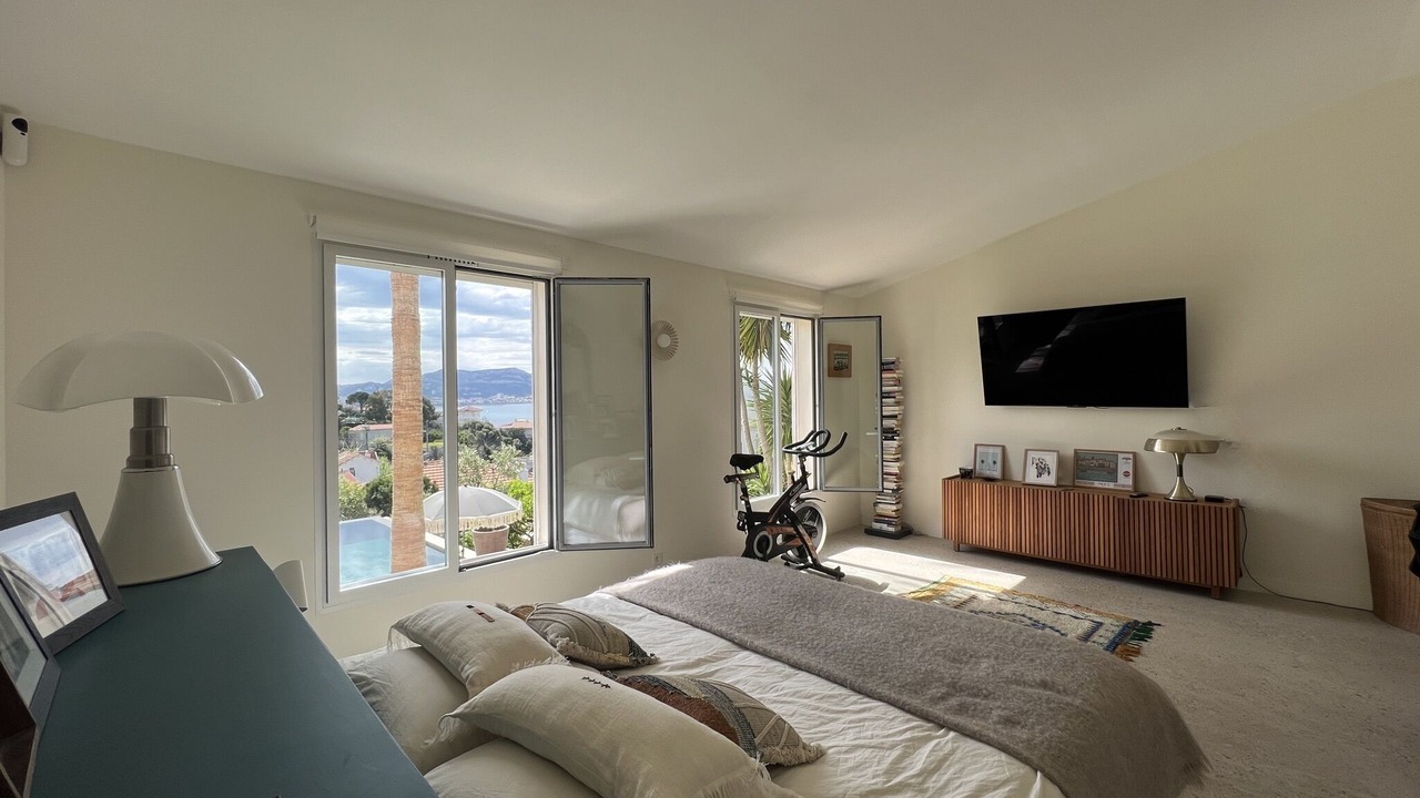 Photo of Bedroom in Endoume