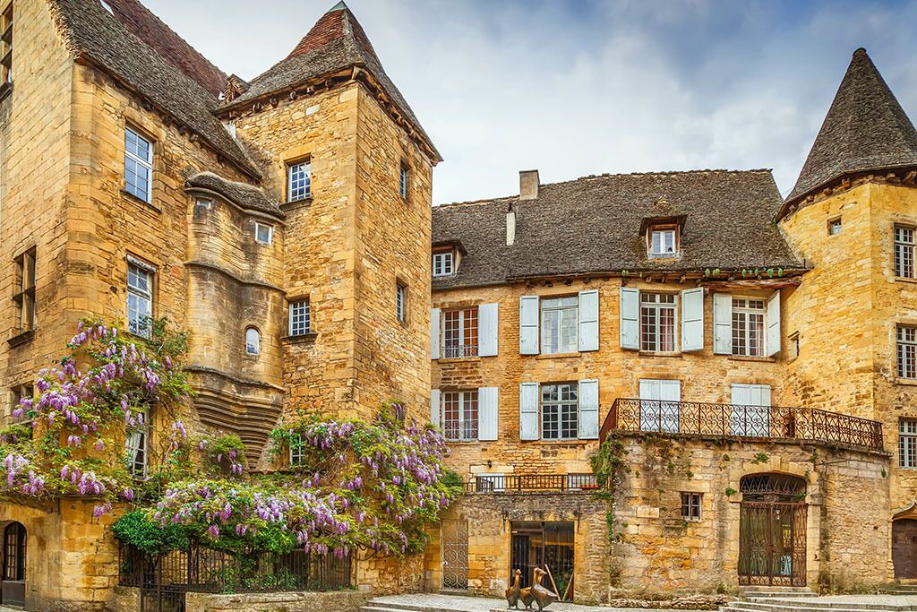 Photo of Outdoor in Beauregard-de-Terrasson