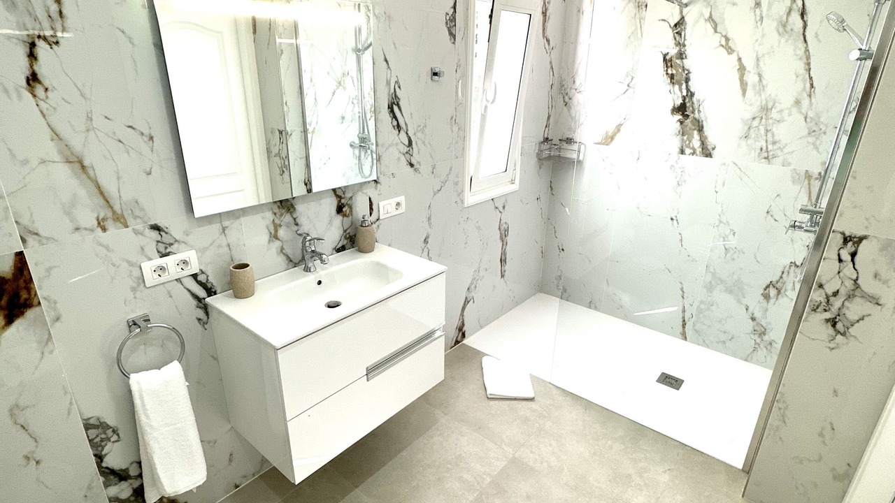 Photo of Bathroom in Los Realejos