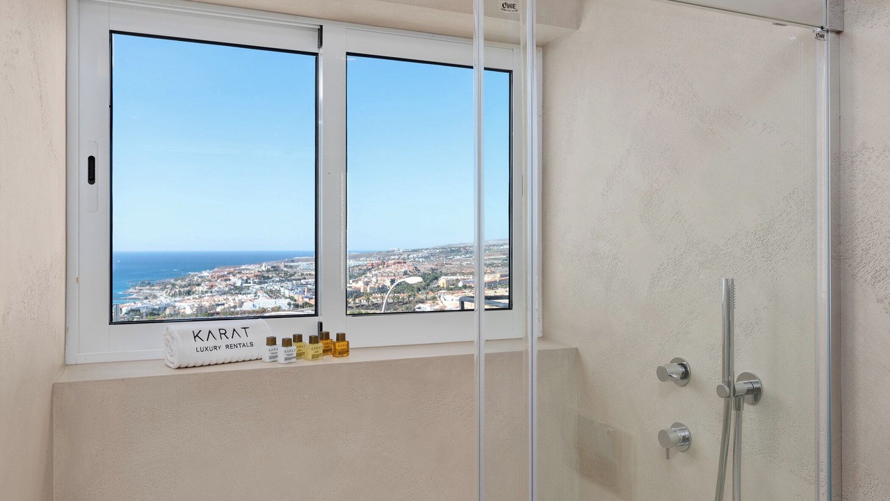 Photo of Bathroom in Costa Adeje