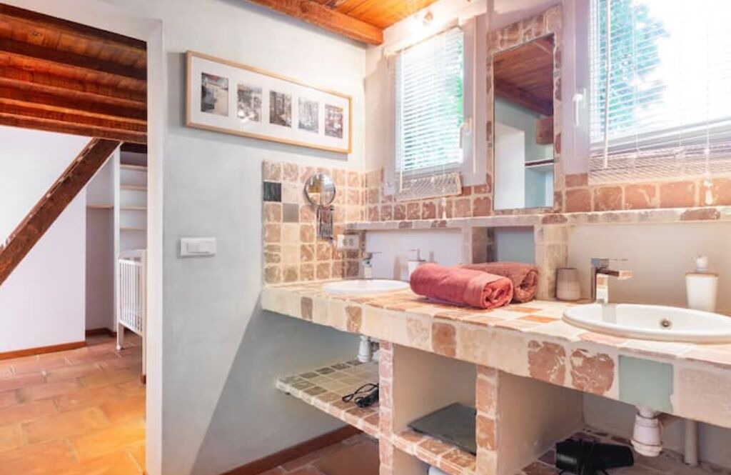 Photo of Bathroom in Aimargues