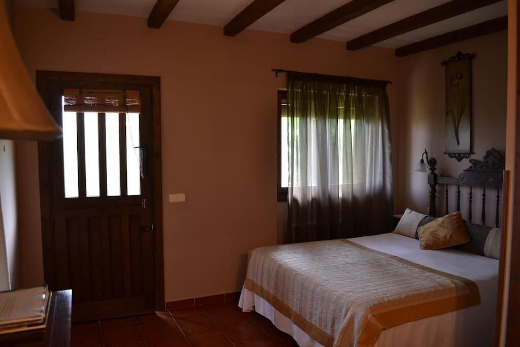 Photo of Bedroom in Candeleda