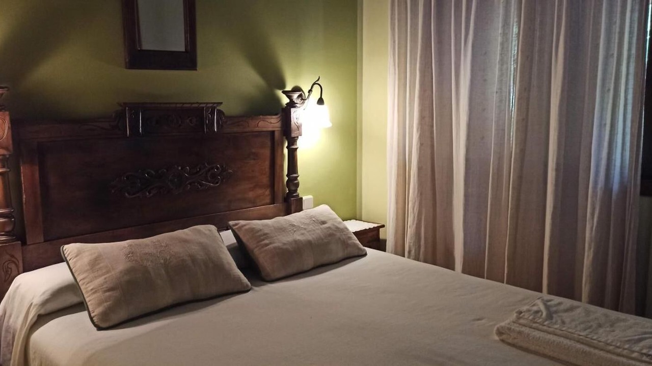 Photo of Bedroom in Candeleda