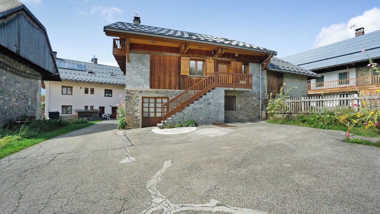Photo of Outdoor in Albiez-le-Vieux