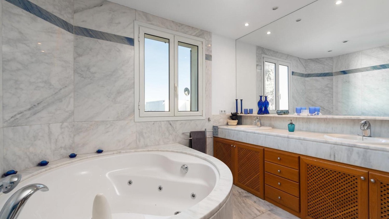 Photo of Bathroom in Portals Nous