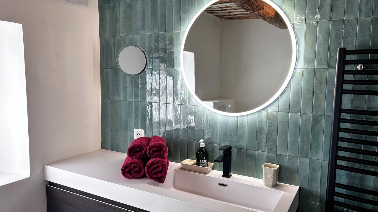 Photo of Bathroom in Menerbes