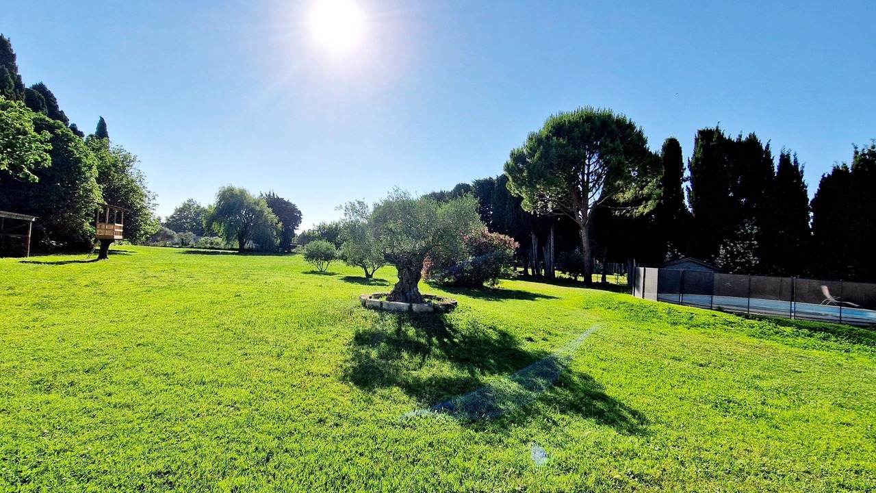 Photo of Outdoor in Rognonas