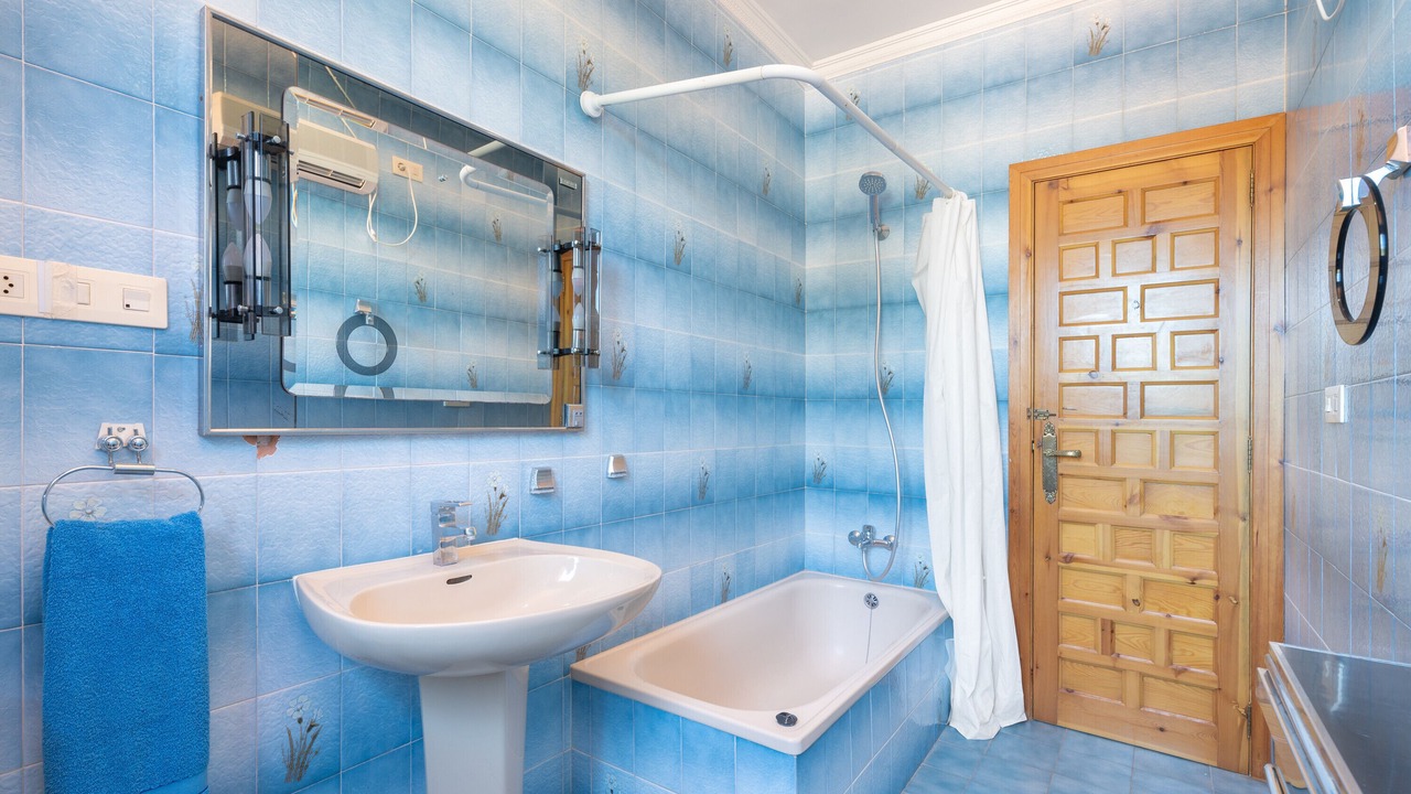 Photo of Bathroom in Altura