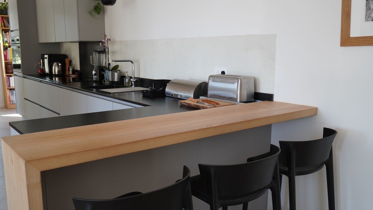 Photo of Kitchen in Chateauneuf-le-Rouge