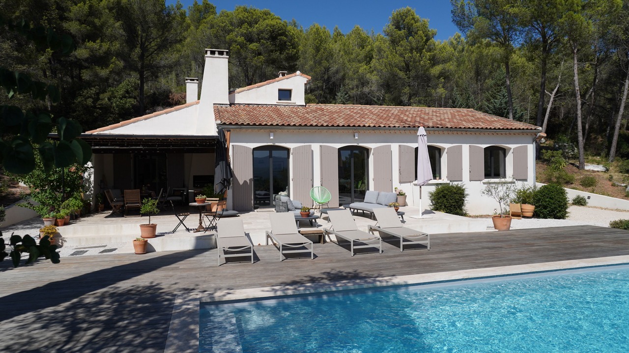 Photo of Outdoor in Chateauneuf-le-Rouge