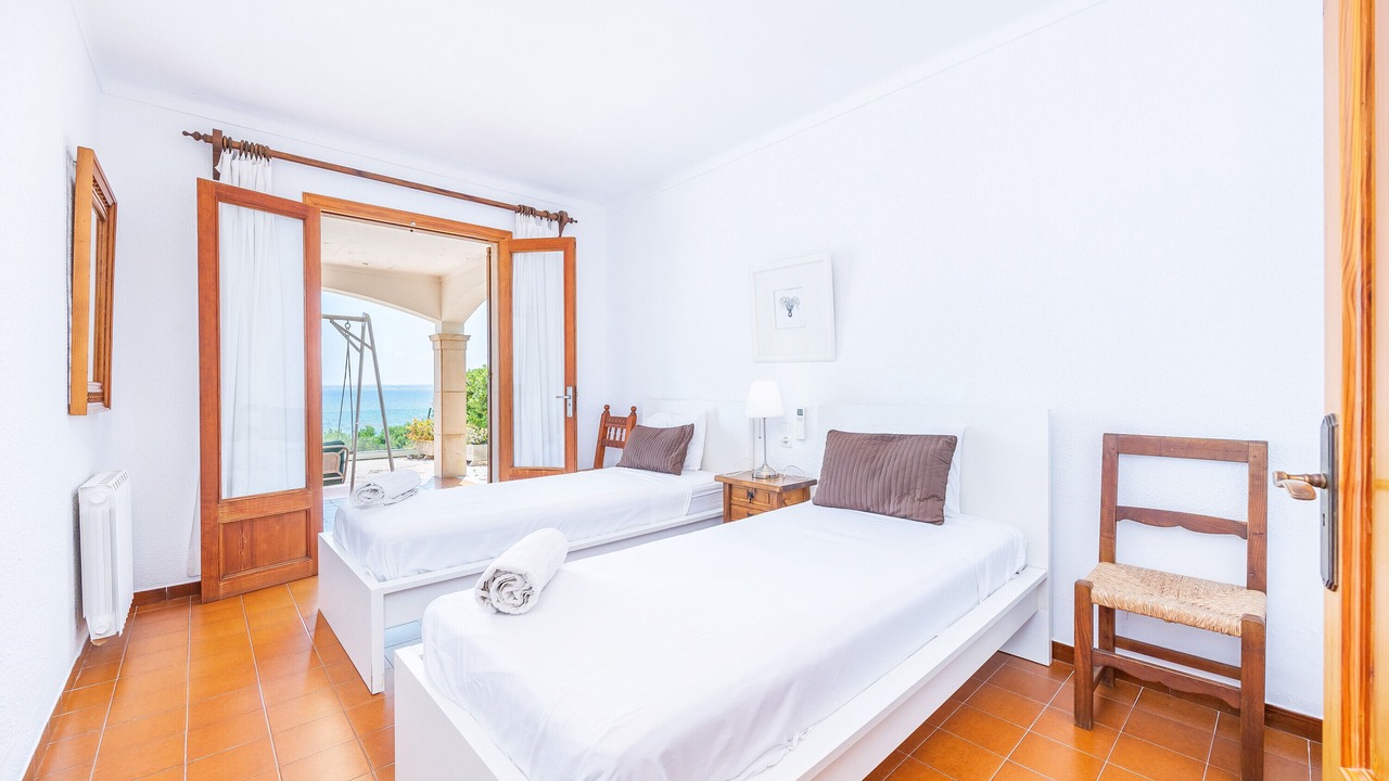 Photo of Bedroom in Alcanada