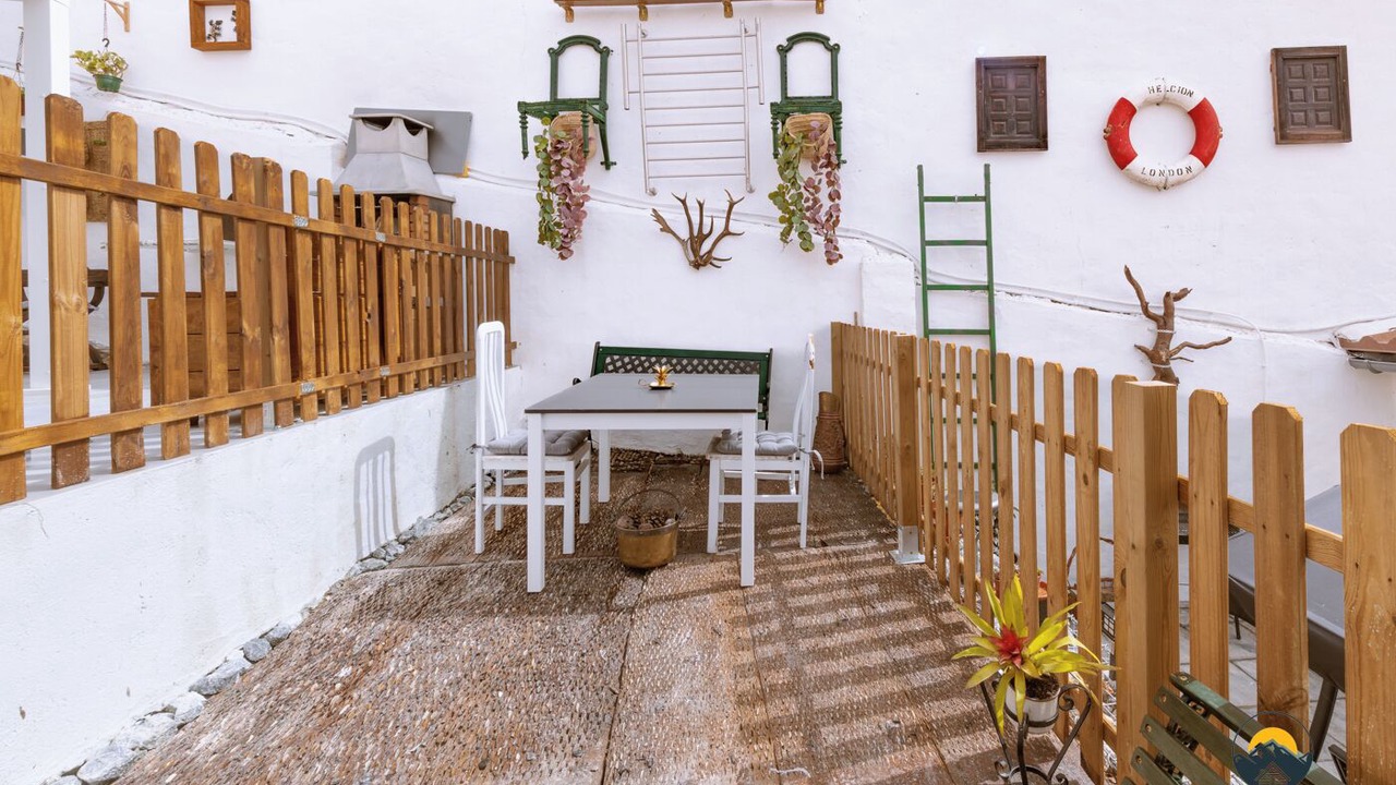 Photo of Outdoor in Corcoles