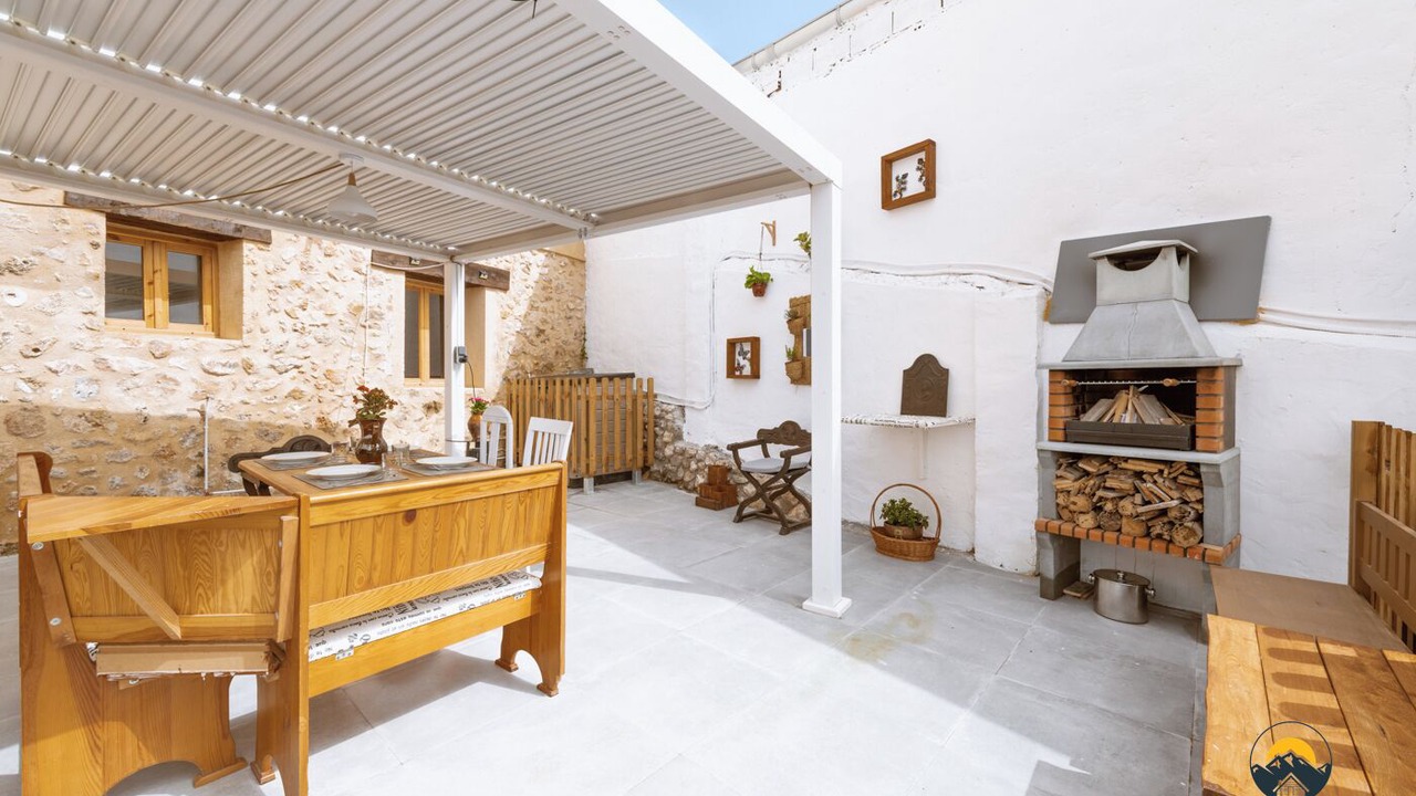 Photo of Outdoor in Corcoles