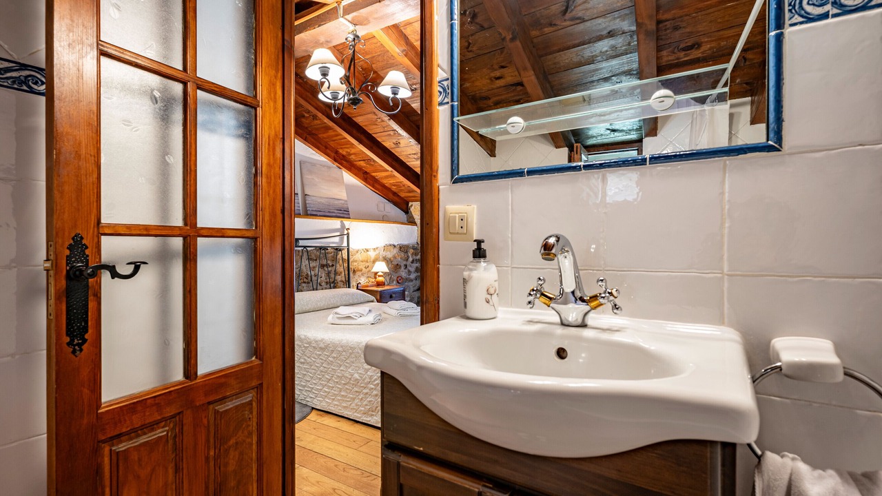 Photo of Bathroom in Pravia