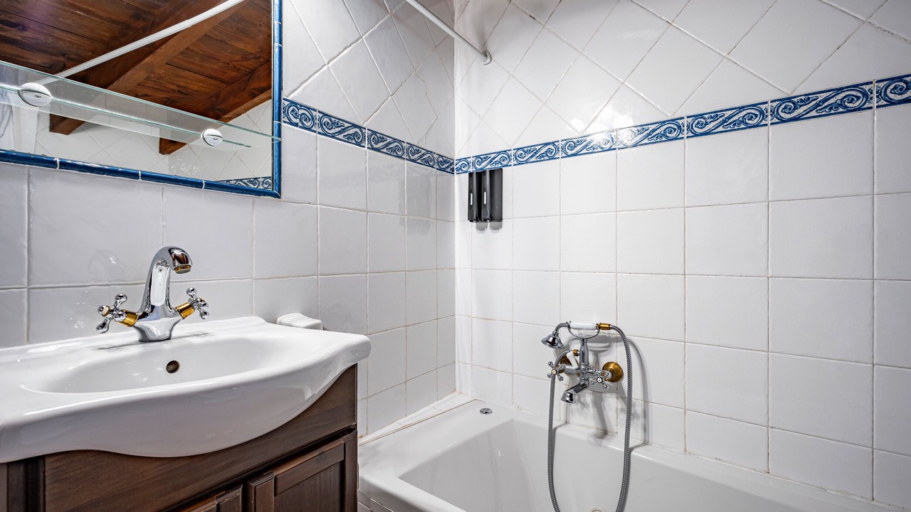 Photo of Bathroom in Pravia