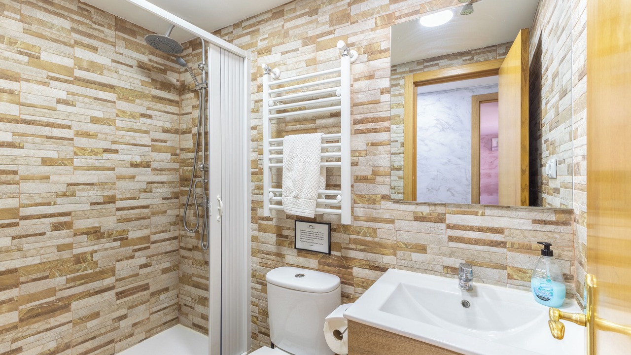 Photo of Bathroom in Fuentiduena de Tajo