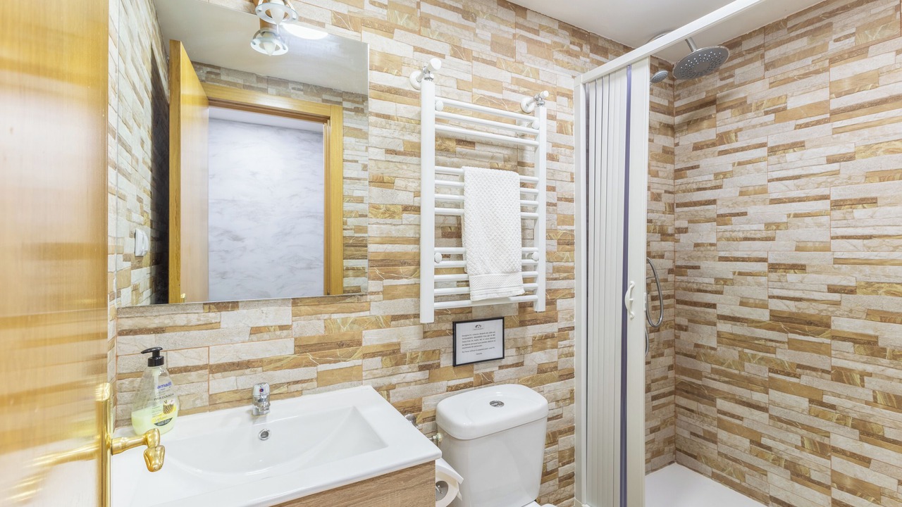 Photo of Bathroom in Fuentiduena de Tajo