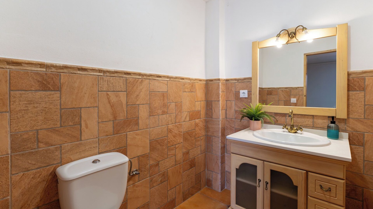 Photo of Bathroom in Cerro Muriano