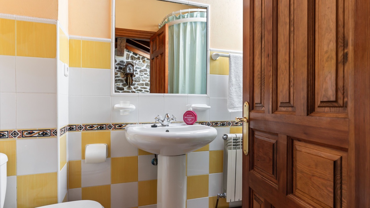 Photo of Bathroom in Ontaneda