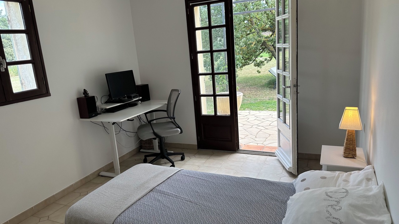 Photo of Bedroom in Eygalieres