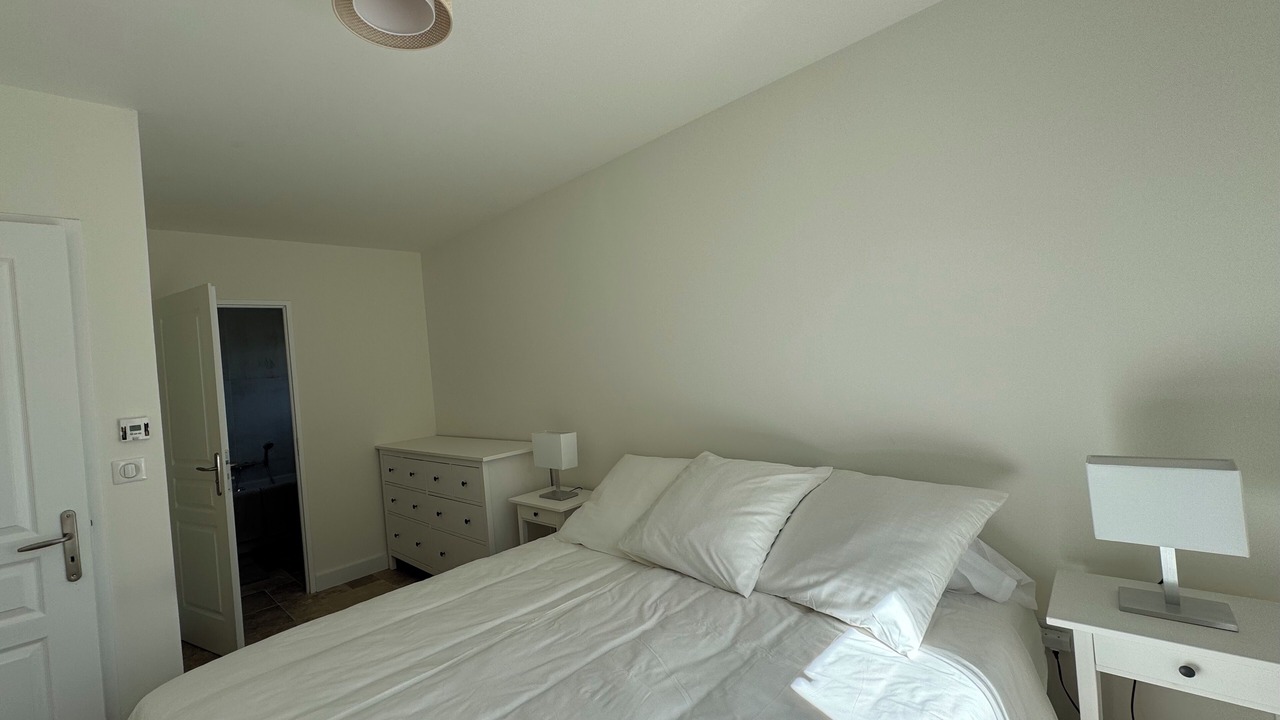 Photo of Bedroom in Le Somail