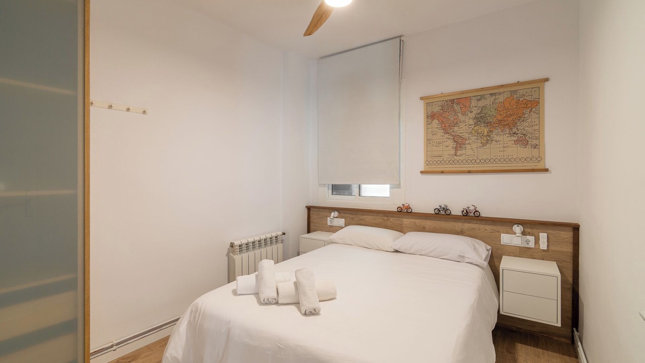 Photo of Bedroom in Sants-Badal