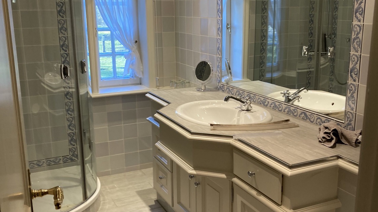 Photo of Bathroom in Emmelsbuell-Horsbuell