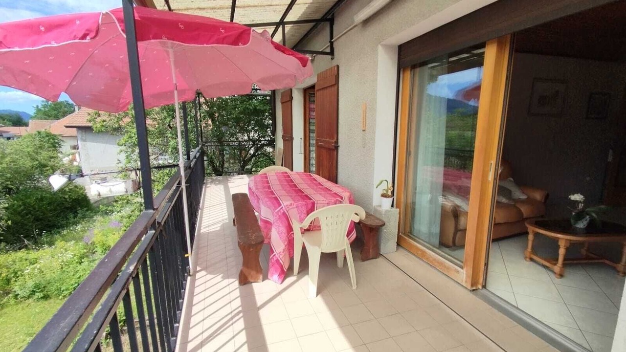 Photo of Outdoor in Larringes