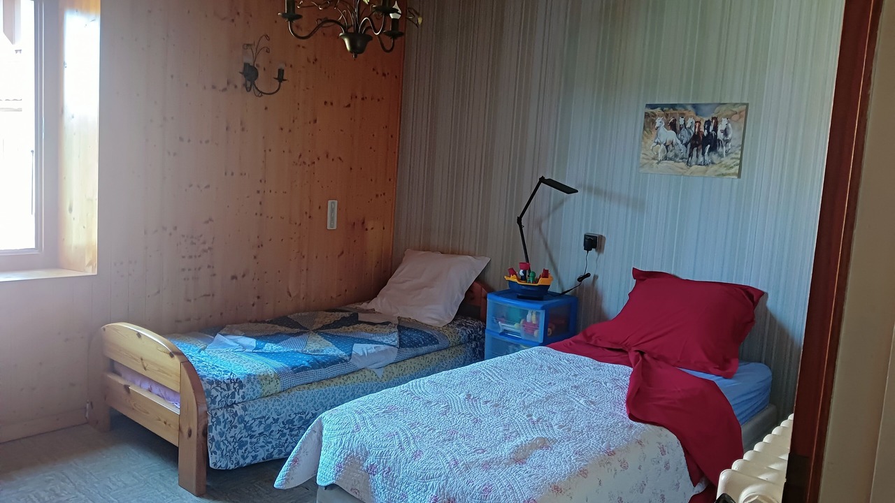 Photo of Bedroom in Larringes