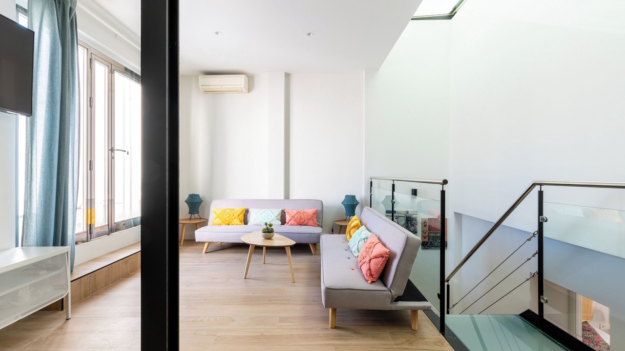 Photo of Livingroom in Alameda