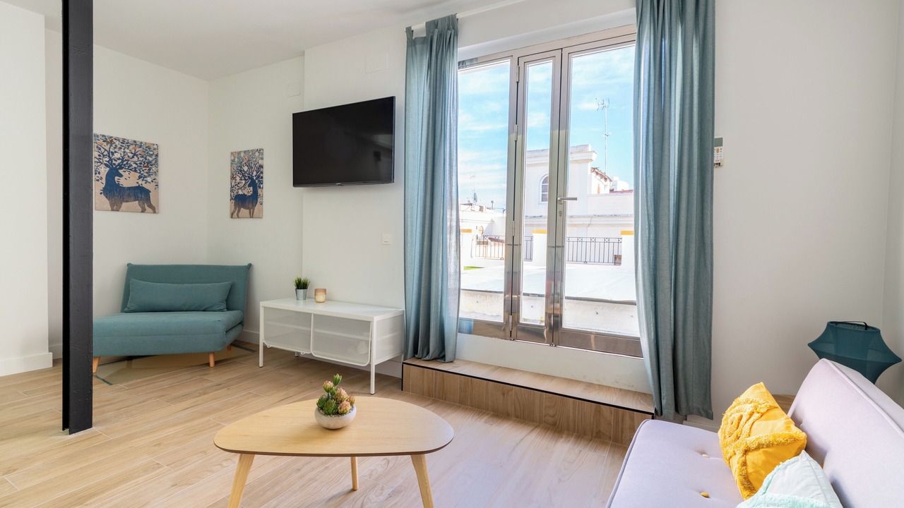 Photo of Livingroom in Alameda