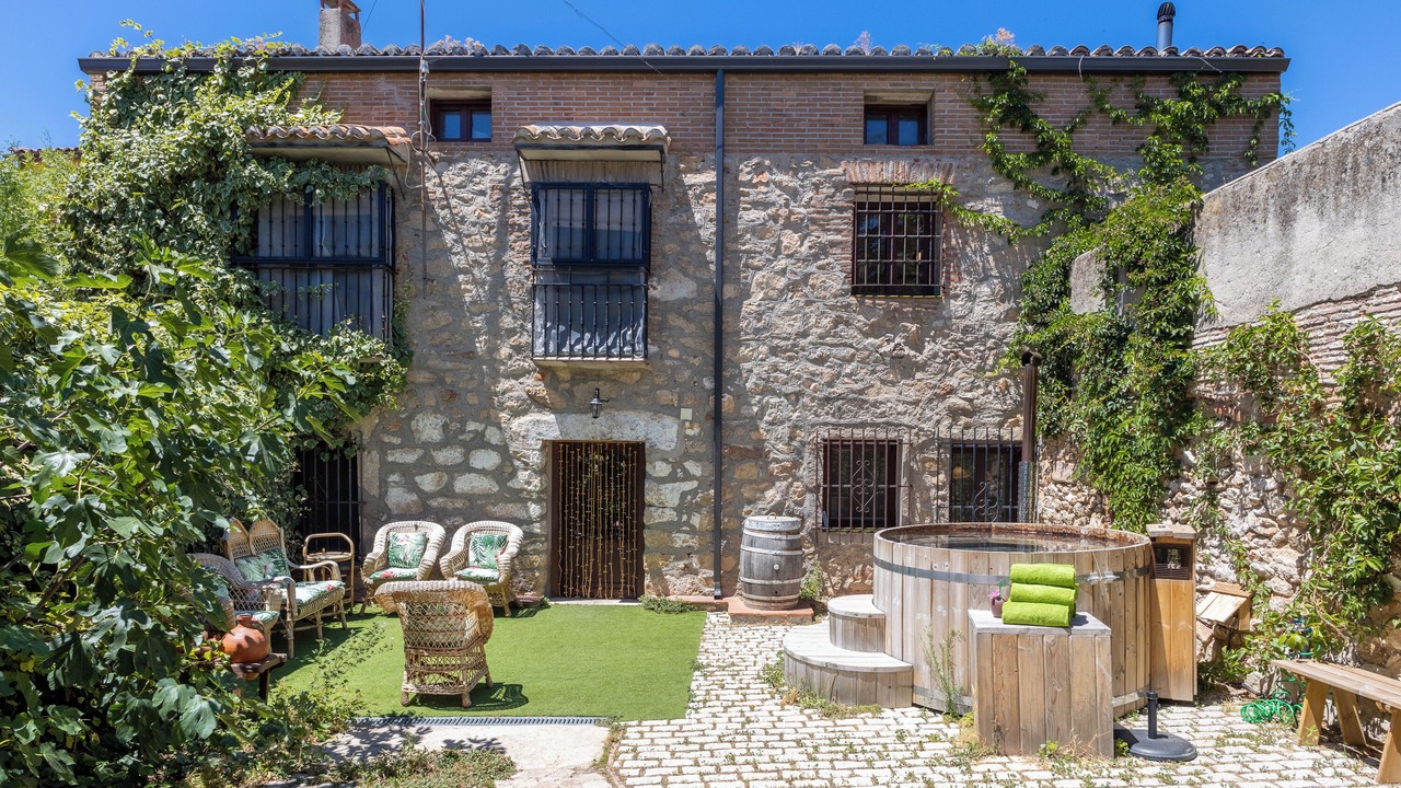 Photo of Patio Balcony in Cadalso de los Vidrios