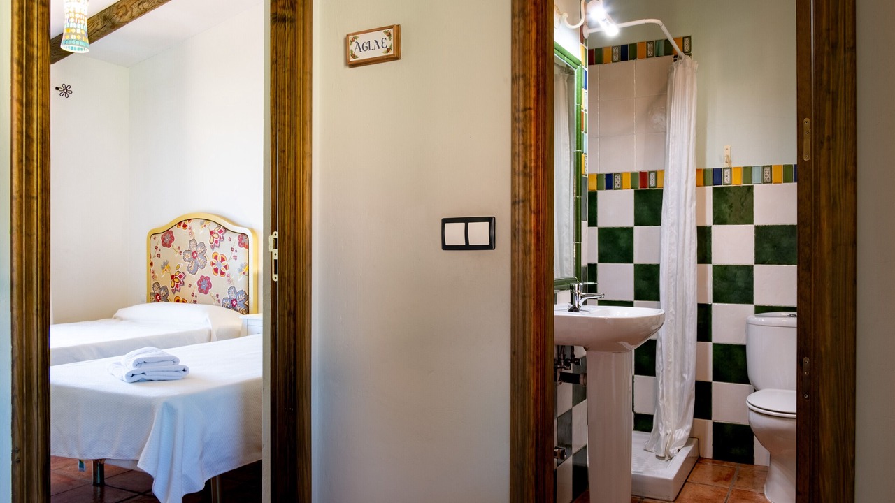Photo of Bathroom in Candeleda
