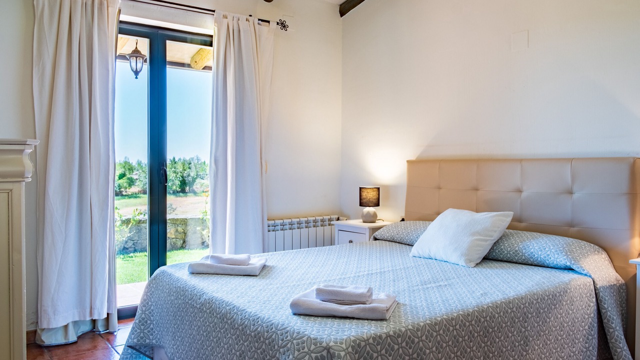 Photo of Bedroom in Candeleda