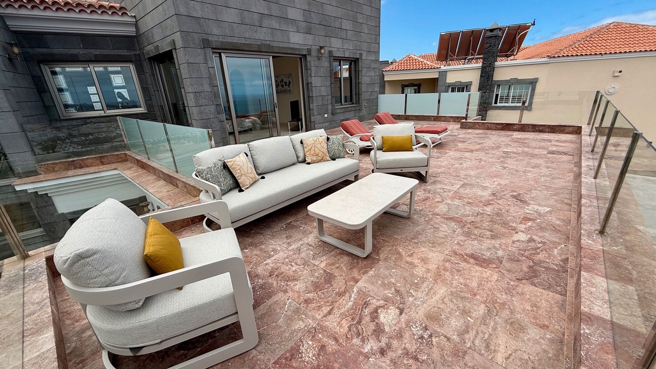 Photo of Patio Balcony in San Eugenio