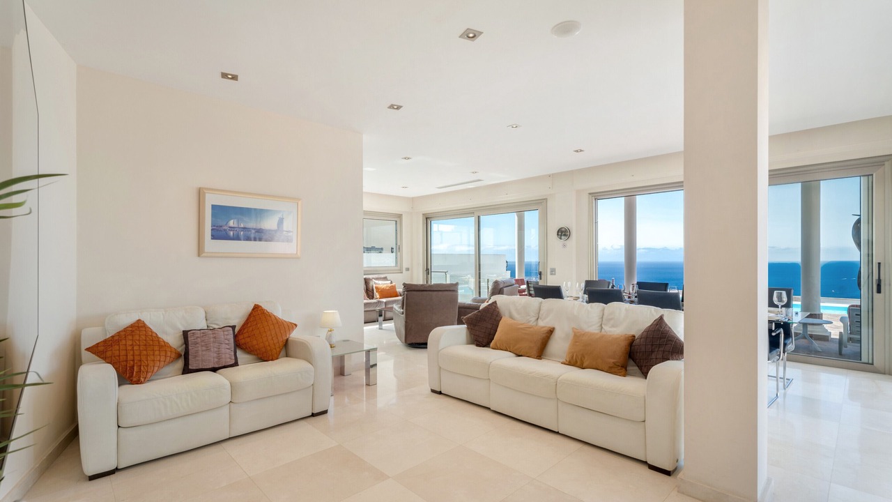 Photo of Livingroom in San Eugenio