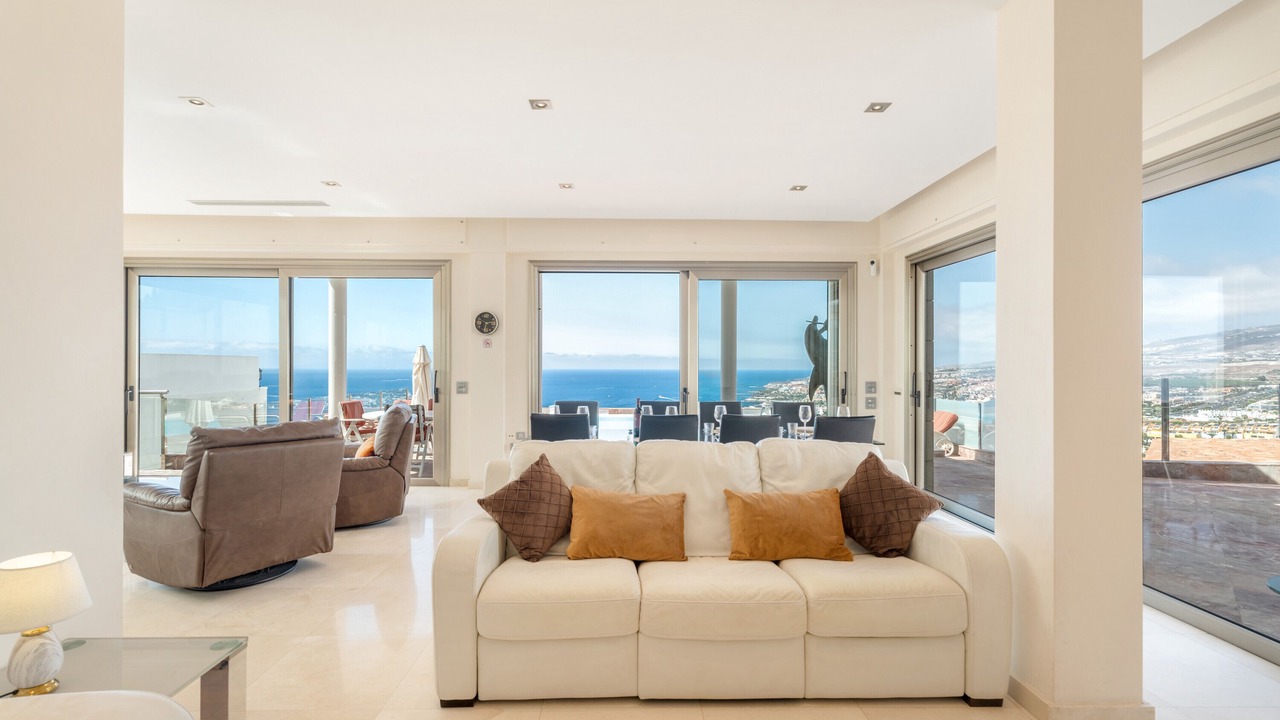 Photo of Livingroom in San Eugenio