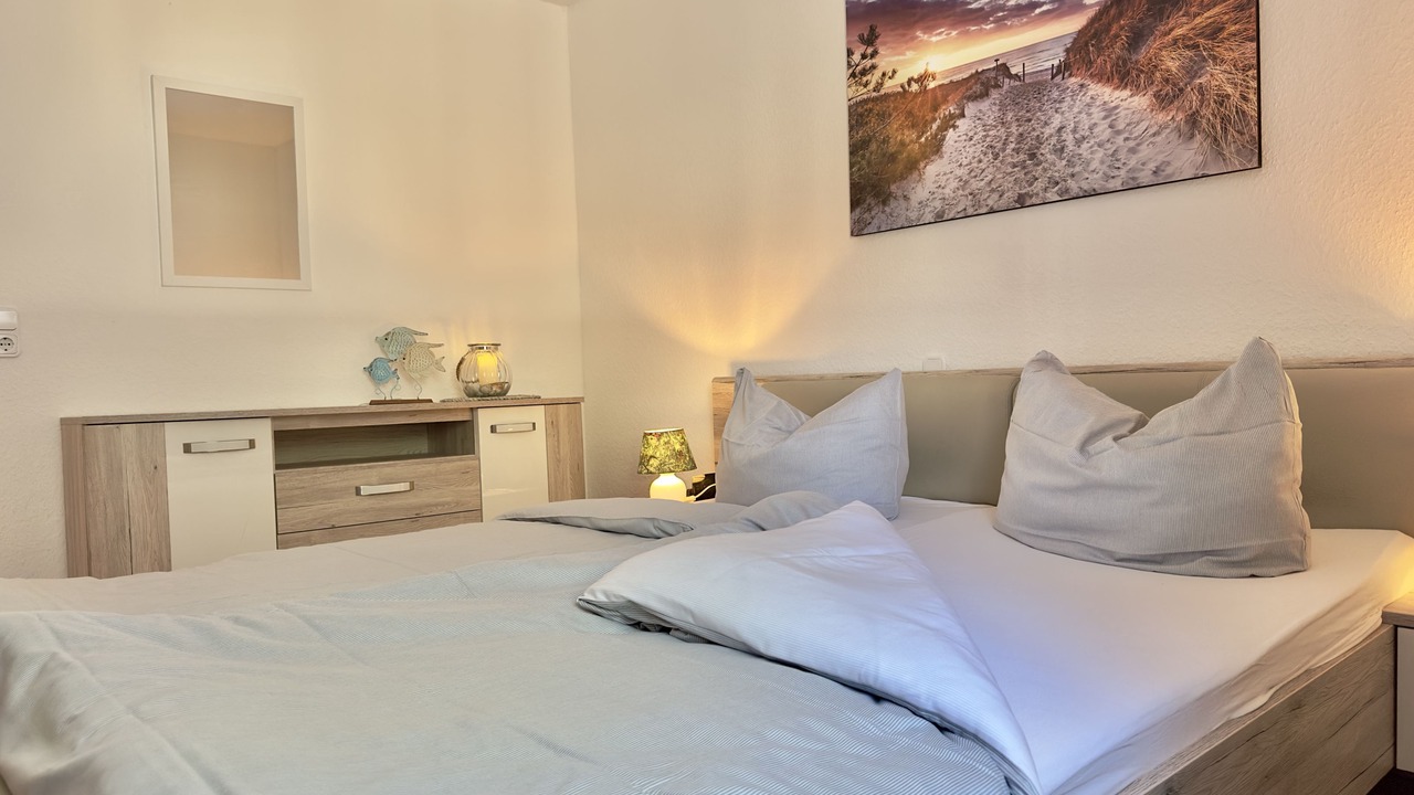 Photo of Bedroom in Center