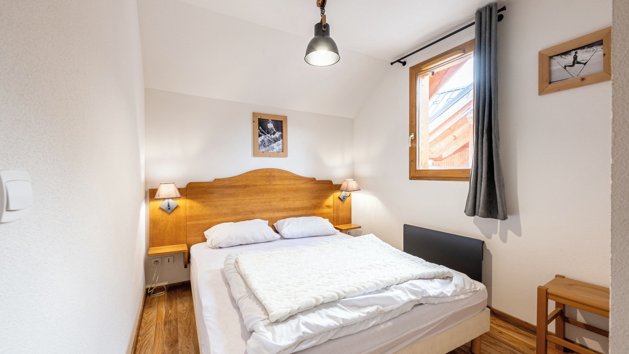 Photo of Bedroom in Albiez-le-Vieux