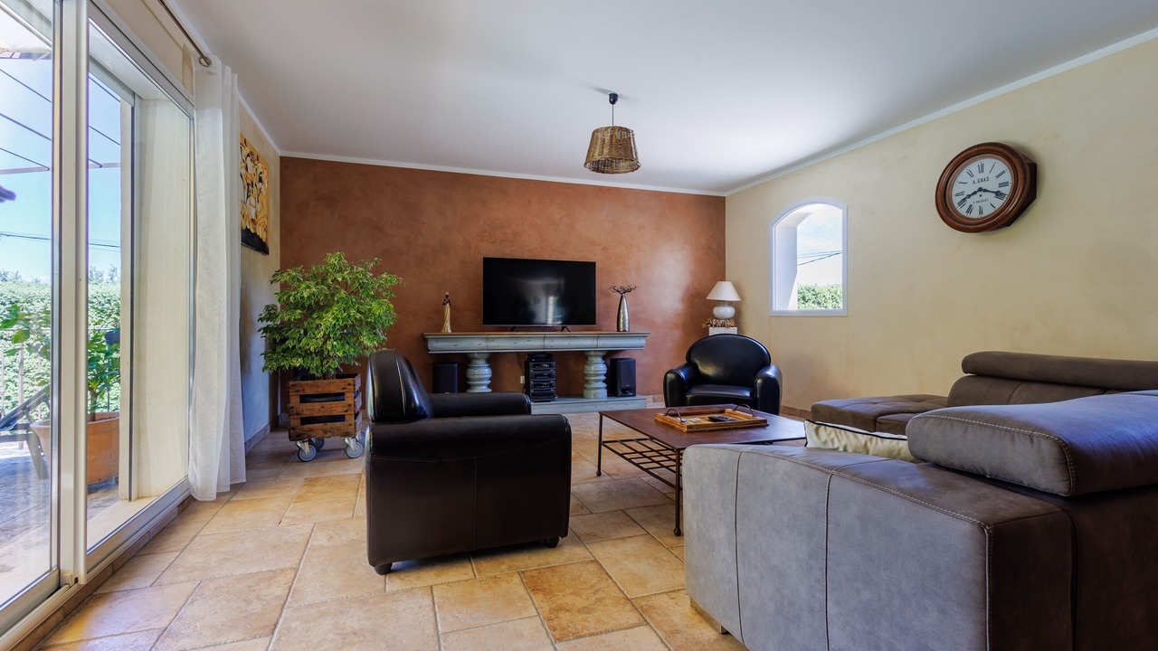 Photo of Livingroom in Rousset-les-Vignes