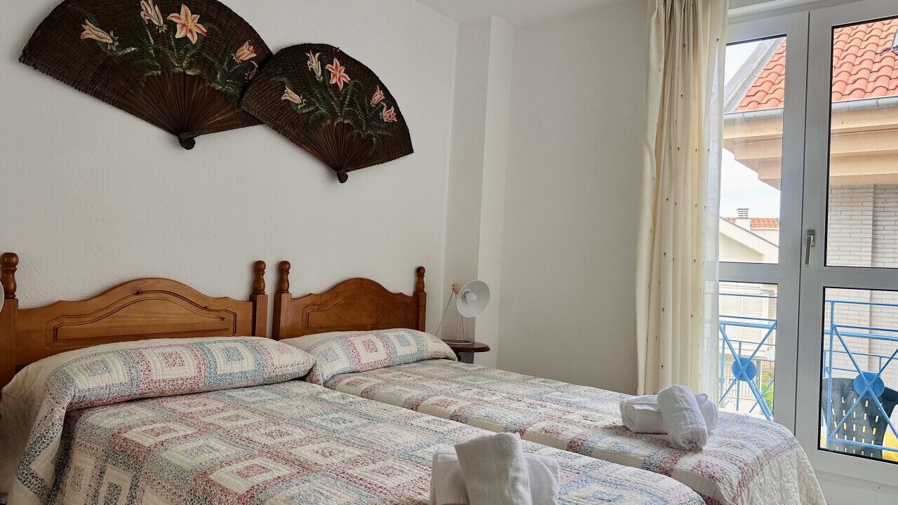 Photo of Bedroom in Somo