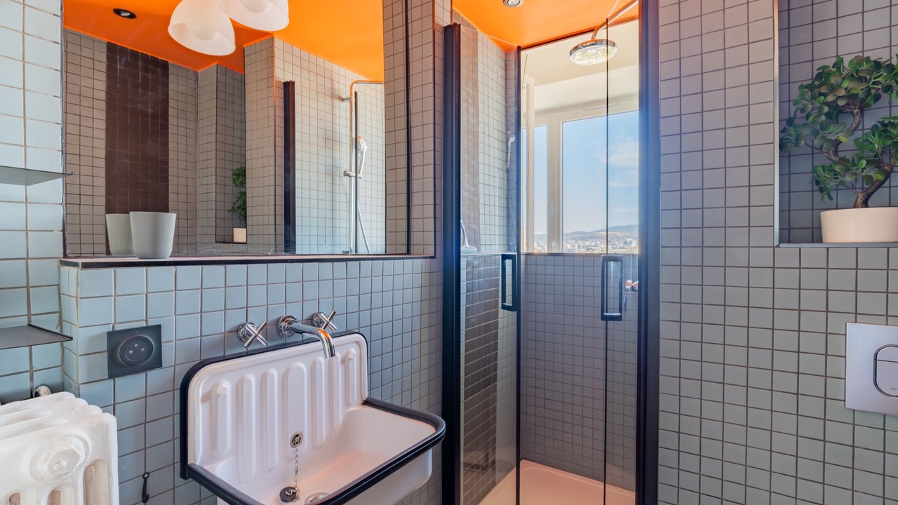Photo of Bathroom in Hotel-de-Ville
