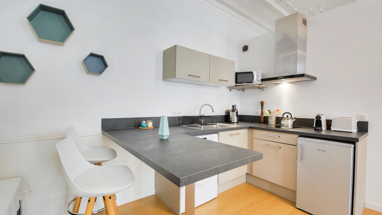 Photo of Kitchen in Saint Nicolas - Charles III - Ville vieille - Trois Maisons - Leopold